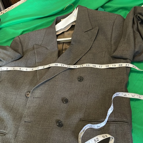 Used men’s suit by Joseph Aboud size 40 - Picture 14 of 16